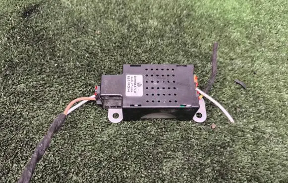 Volkswagen Golf VI Engine control unit/module 5M0035570B