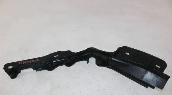 BMW 3 F30 F35 F31 Other engine bay part 7331241 15677210
