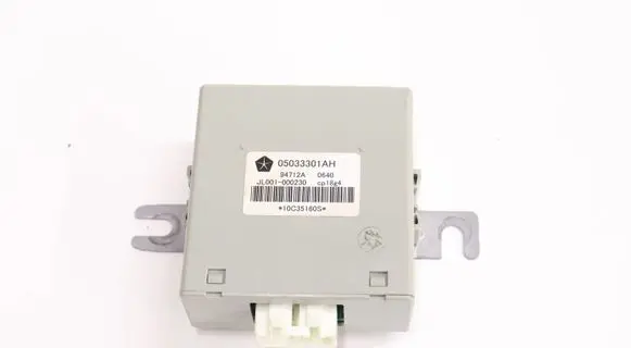Jeep Compass Voice control module 05033301AH5785853