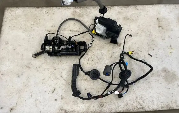 Audi Q5 SQ5 Coupe door lock (next to the handle) 80A837811