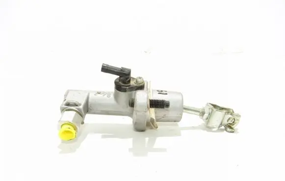 Clutch slave cylinder