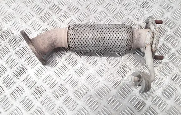 Hyundai i40 Muffler pipe connector clamp 