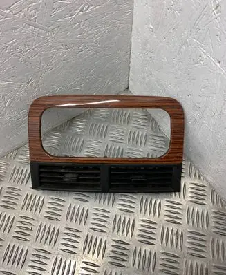 Jeep Grand Cherokee (WJ) Dash center air vent grill 55116037