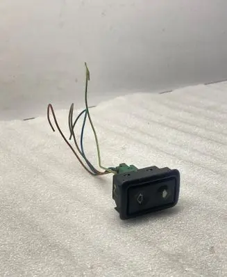 BMW 3 E36 Electric window control switch 8365300