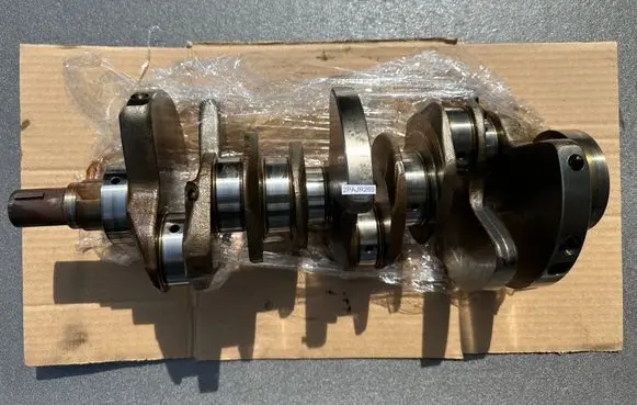 Mitsubishi Pajero Crankshaft MD305941