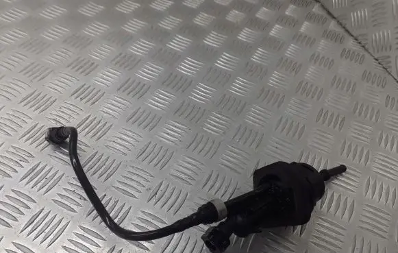 Ford Focus Clutch release bearing slave cylinder 
