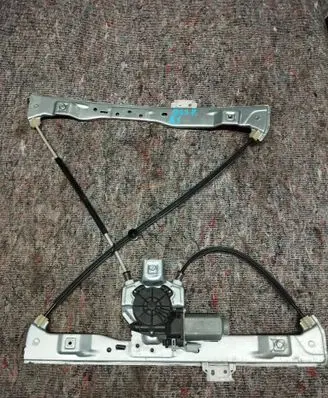 Citroen DS3 Front door electric window regulator 9683690180
