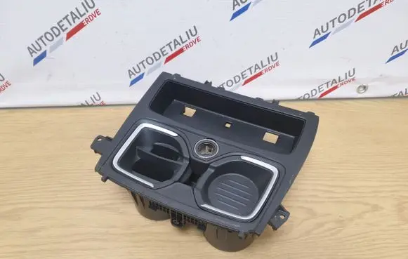 BMW 1 F20 F21 Cup holder front 9207321 9257207 9257308