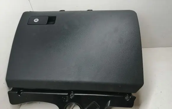 Volkswagen PASSAT CC Glove box 3C1857114 3C1857101 P0108675