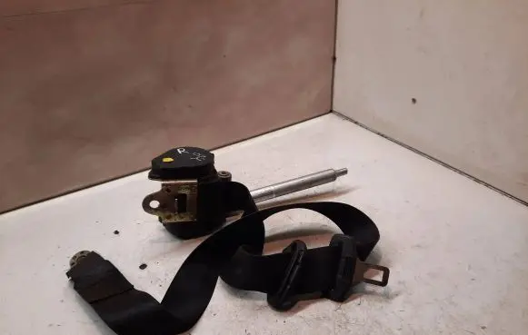 Audi A4 S4 B5 8D Front seatbelt 8D0857706 040062