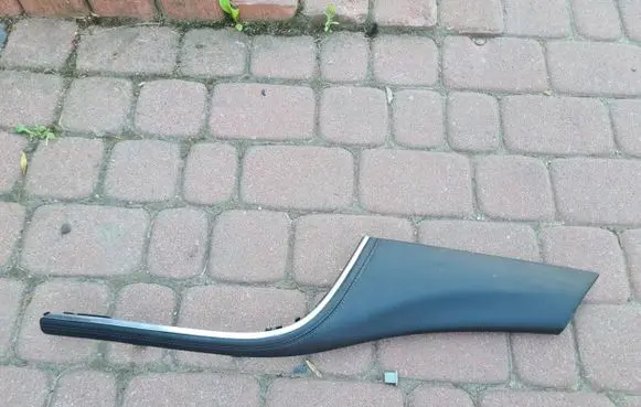 Opel Mokka X Dashboard glove box trim 42502445