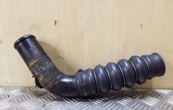 Ford Mondeo Mk III Intercooler hose/pipe 2S7Q6N650AC