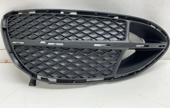 Mercedes-Benz E AMG W212 Front fog light trim/grill A2128851922