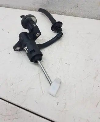 Audi A4 S4 B7 8E 8H Clutch master cylinder 8E1721401A
