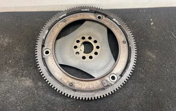 Audi A6 S6 C6 4F Flywheel 06E105323B
