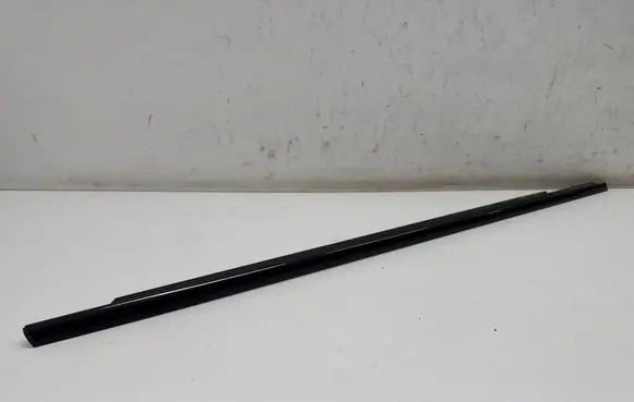 Mercedes-Benz A W177 Front door glass trim molding A177254400