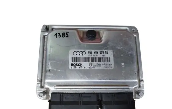 Audi A4 S4 B6 8E 8H Engine control unit/module 038906019GG 0281010813