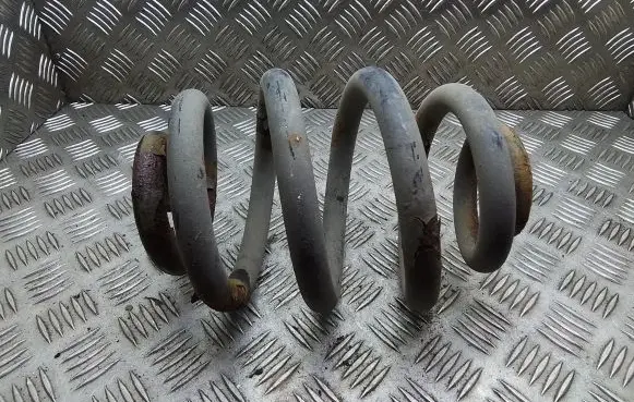 Volkswagen Transporter - Caravelle T5 Rear coil spring