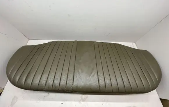Mercedes-Benz S W116 Rear seat 