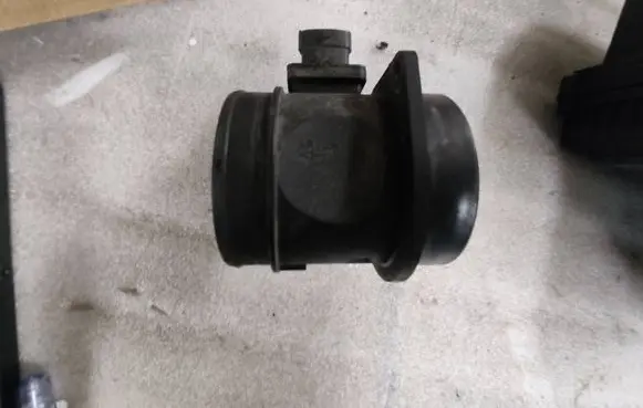 Volvo XC60 Mass air flow meter 30788472 0281002972