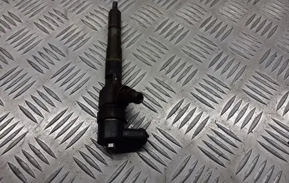 Saab 9-3 Ver1 Fuel injectors set 0445110159