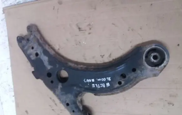 Volkswagen New Beetle Front lower control arm/wishbone