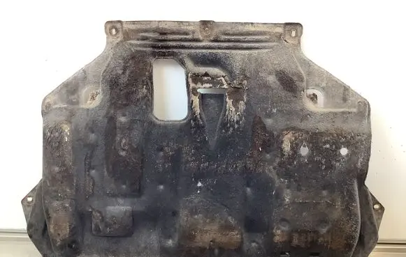 Ford Focus Engine splash shield/under tray
