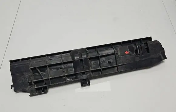 BMW 1 E81 E87 Radiator mount bracket 7524912 PA66GF30 11074810