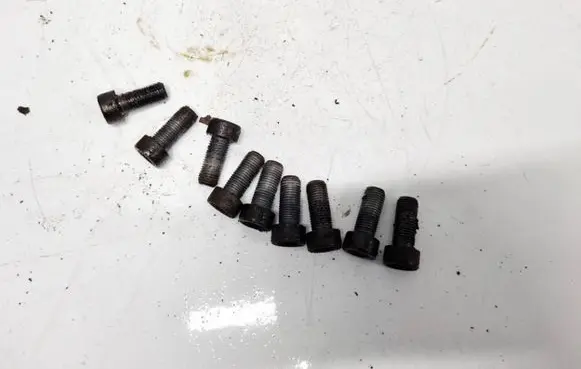 Volvo S60 Nuts/bolts 