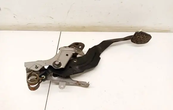 Mazda CX-7 Clutch pedal 
