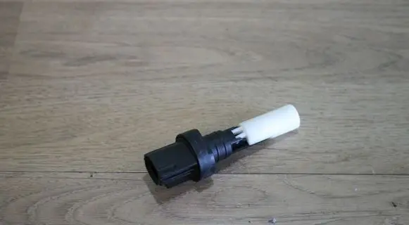 Volvo V50 Windshield washer fluid level sensor 0023935