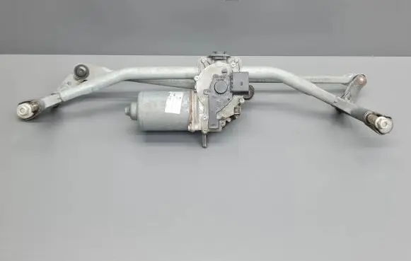 Jaguar XF X250 Front wiper linkage and motor 40515012V 8X2317500BD 8X2317500