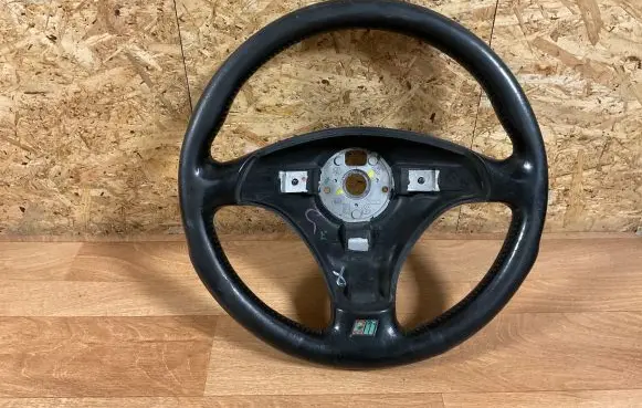 Audi TT Mk1 Steering wheel 8N0419091 8N0124A
