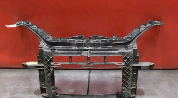 Ford Fusion Front bodywork piece 4N1H-16E146