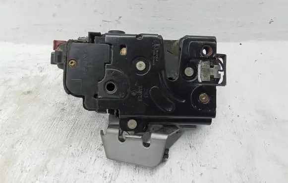 Audi A4 S4 B6 8E 8H Rear door lock