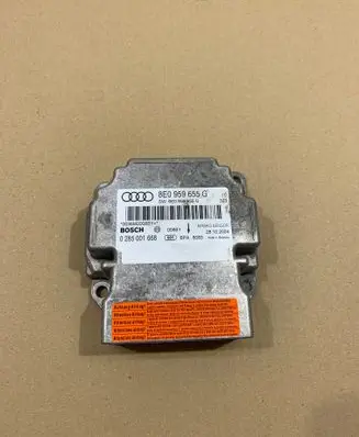 Audi A4 S4 B7 8E 8H Airbag control unit/module 8E0959655G 0285001668