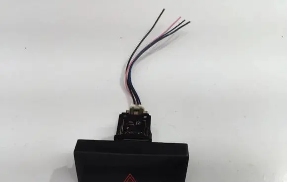 Nissan Navara D23 Hazard light switch