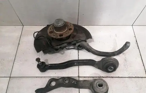 Mercedes-Benz SL R230 Front wheel bearing hub A2113306620