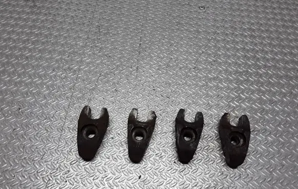 Peugeot 206 Fuel Injector clamp holder