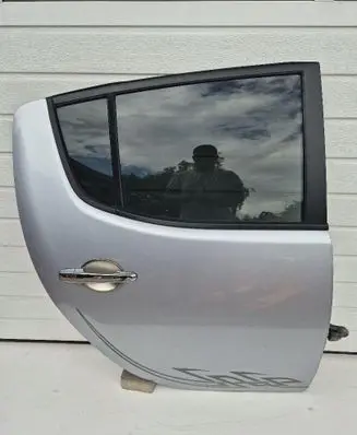 Mitsubishi L200 Rear door AUTMIC1806261512