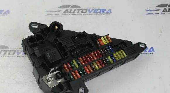 BMW 6 E63 E64 Fuse module 6906619