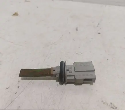 Volkswagen PASSAT B6 Interior temperature sensor 1K0907543E 1007061136 6PT00784306