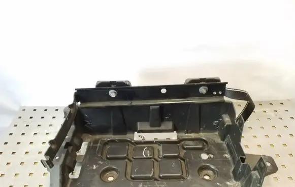 Chrysler 300 - 300C Battery tray 05112061AJ
