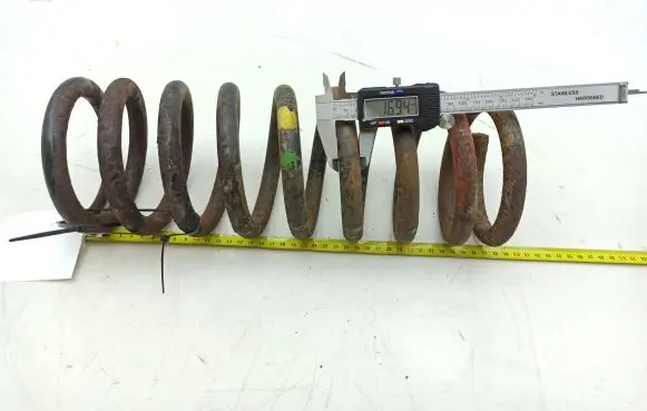 Mercedes-Benz S W116 Rear coil spring