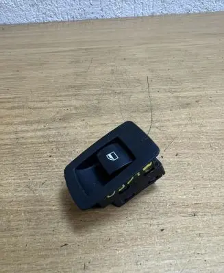 BMW M3 e92 Other switches/knobs/shifts 15939900 D9372