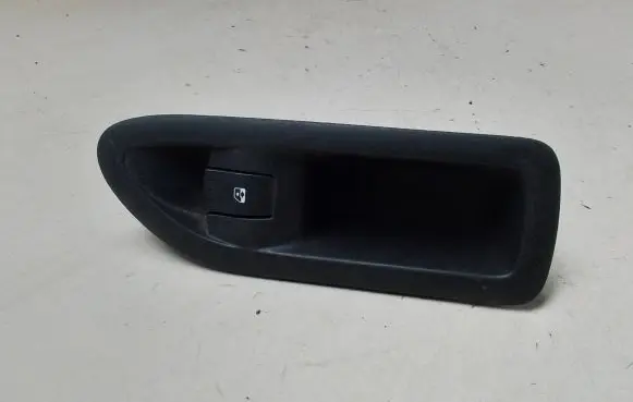 Renault Laguna II Electric window control switch 8200317494