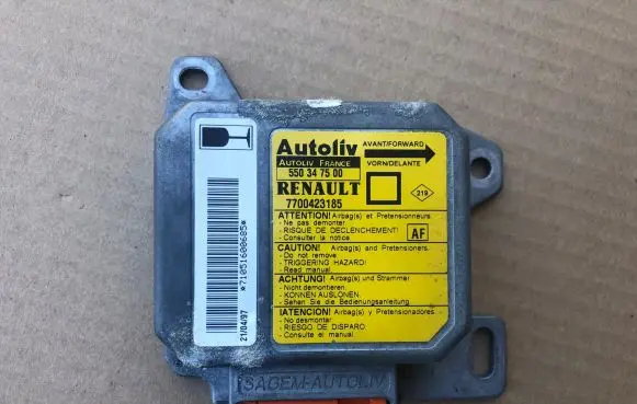 Renault Megane I Airbag control unit/module 7700423185