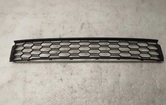 Skoda Scala Front bumper lower grill 657853677