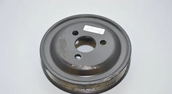 BMW 7 F01 F02 F03 F04 Air conditioning compressor pulley 