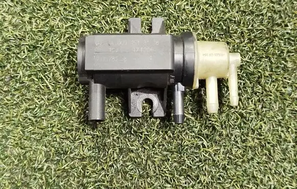 Mercedes-Benz Sprinter W906 Turbo solenoid valve A0091533128